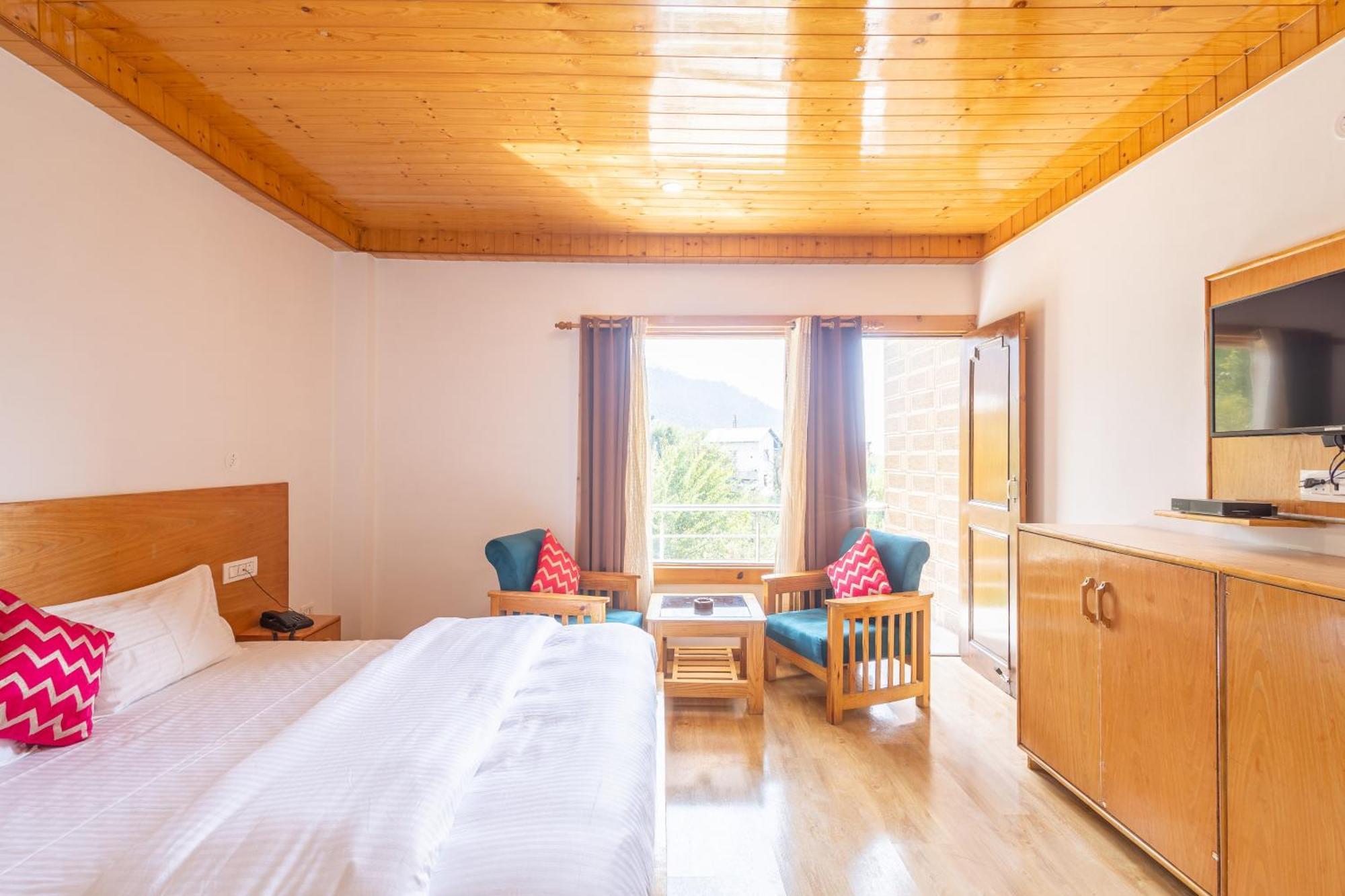 Aroha Residency- A Countryside Resort Manali  Bagian luar foto