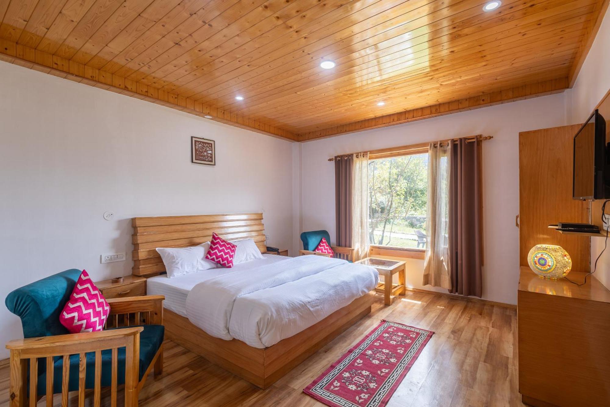 Aroha Residency- A Countryside Resort Manali  Bagian luar foto